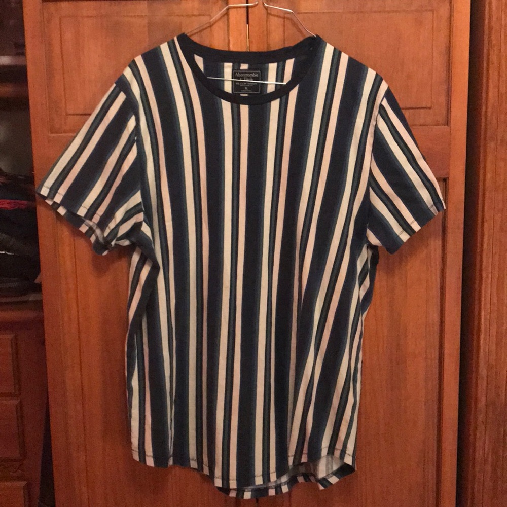 Abercrombie & Fitch Vertical striped t-shirt
